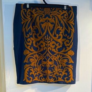 NWOT J. McLaughlin comfortable and Elegant Skirt. Classic cut with stretch.